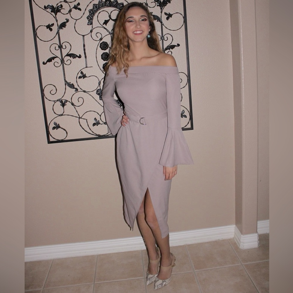 DISBEST khaki midi length belted dress Size 4